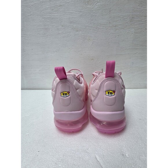 New Women's Size 10 Nike Air Vapormax Plus Running Shoes  Pink Foam FZ3614-686 - Picture 15 of 16
